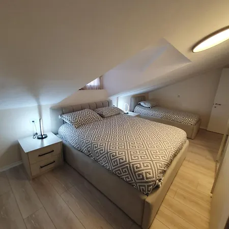 The Penthouse Apartment Tirana